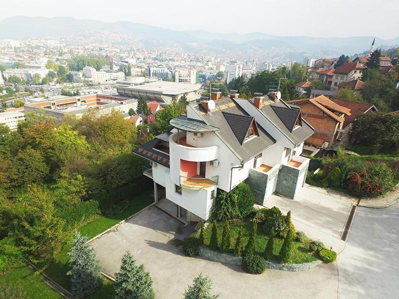 Villa Skenderija West By Poppy Sarajevo Extérieur photo
